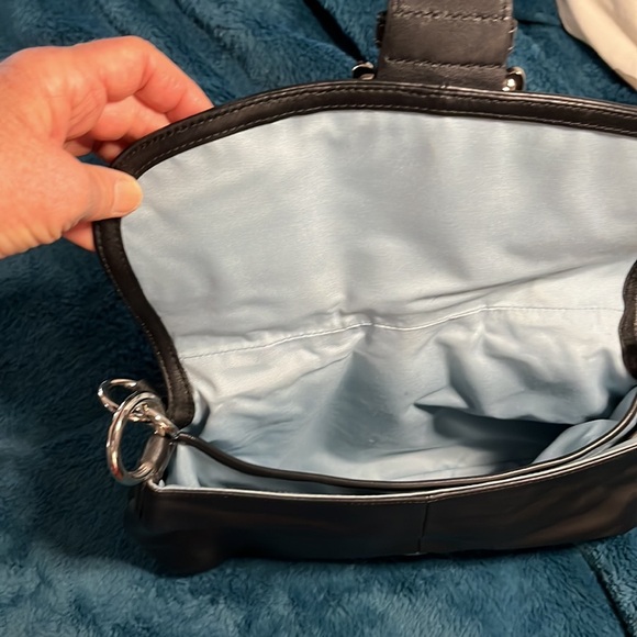 Coach Soho bag - black - worn maybe once. - Picture 5 of 12